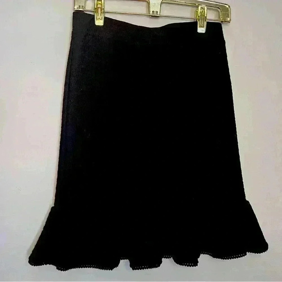 9-H15 S' CL Anthropologie Skirt Black Size Small in EUC - Picture 1 of 4